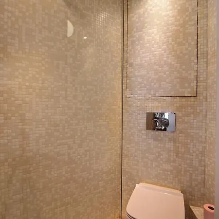 Apartment Petit Anglas Paris